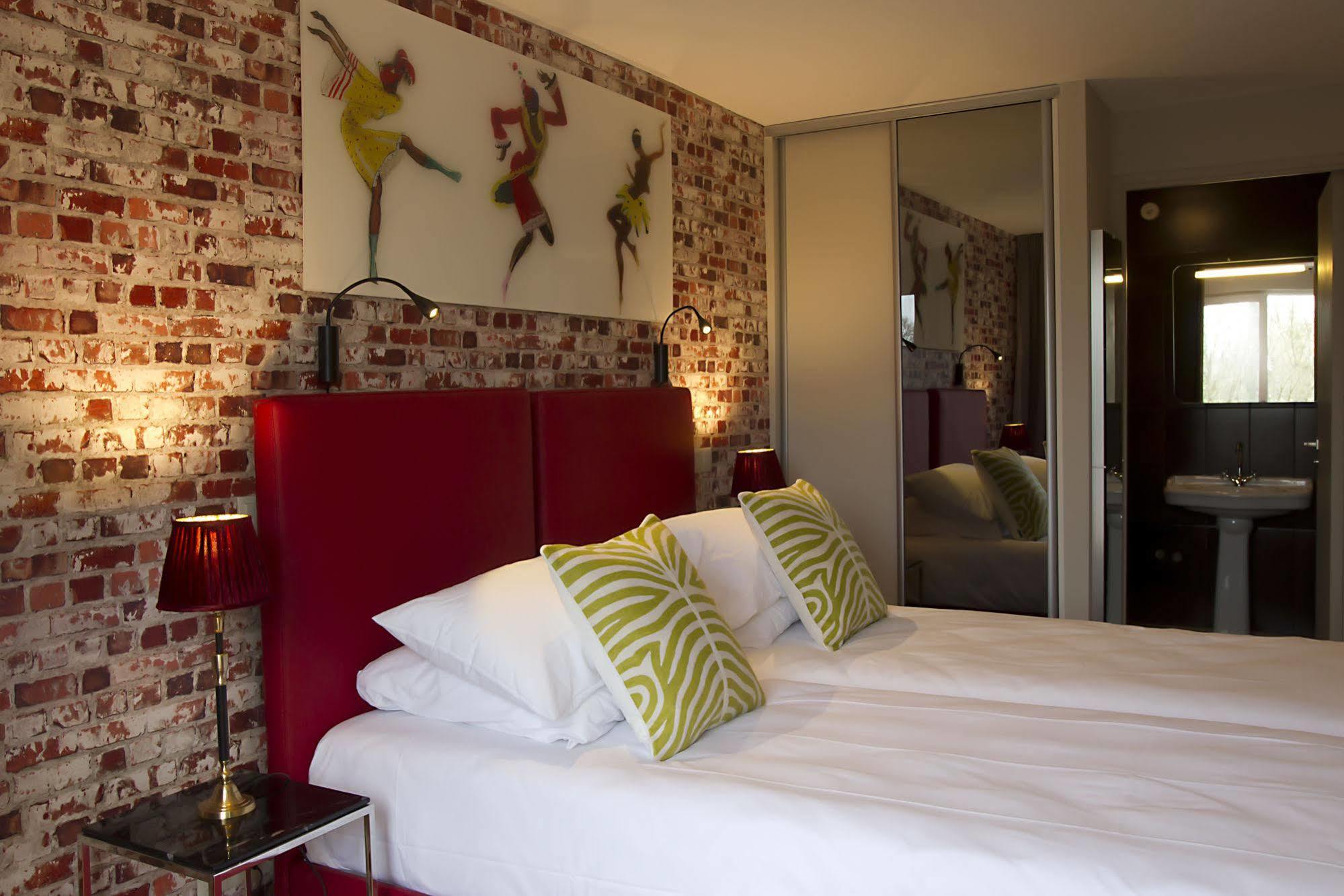 Boutique Hotel Valezieux 로쉐코르봉 외부 사진