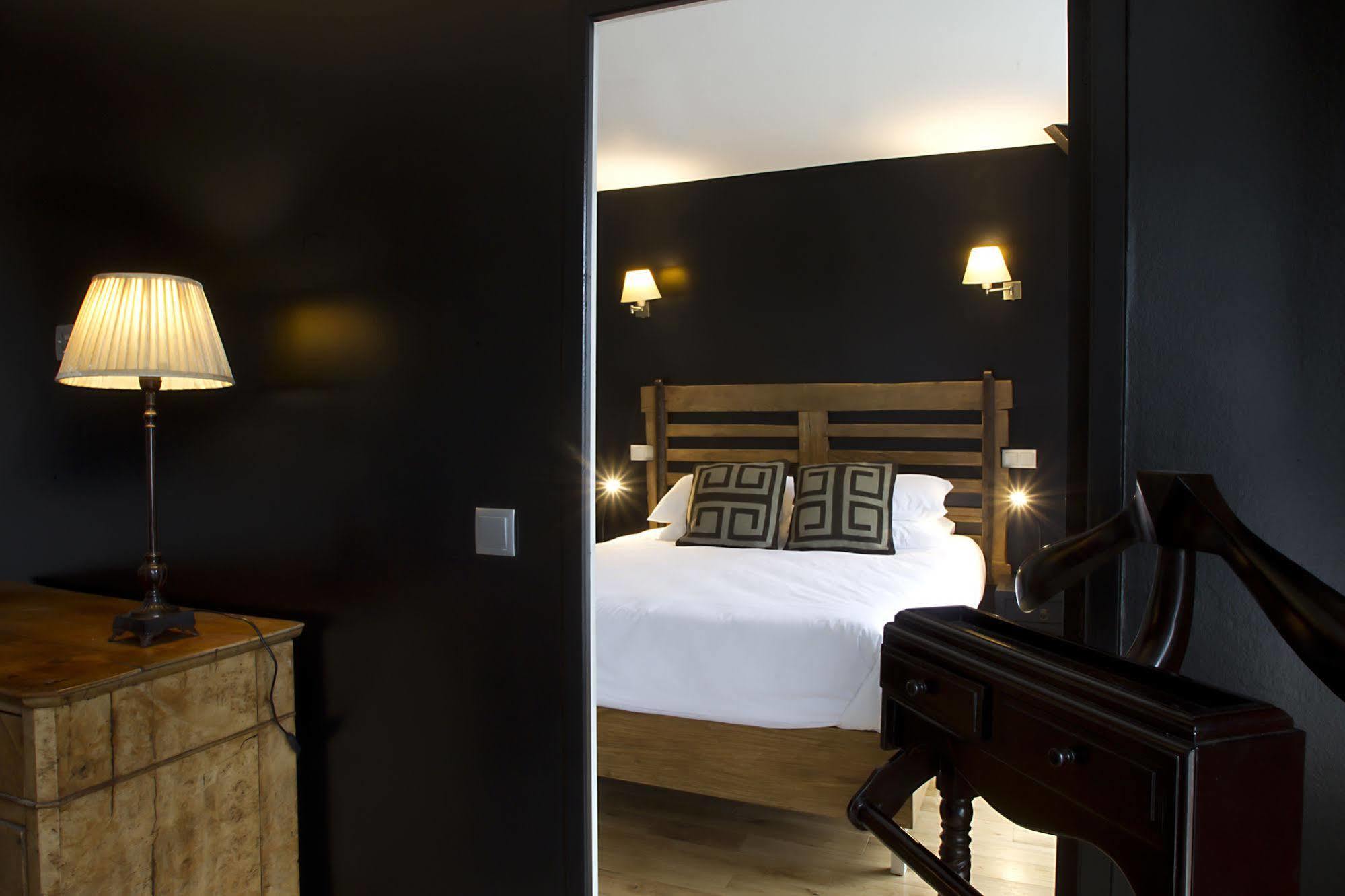 Boutique Hotel Valezieux 로쉐코르봉 외부 사진